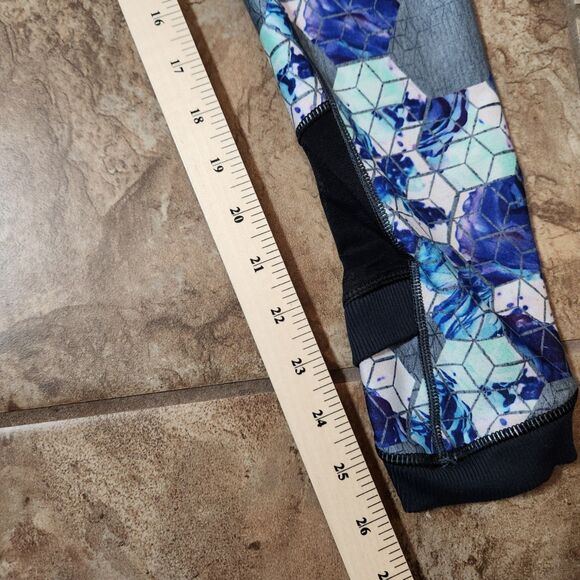 Calia by Carrie Underwood Women’s Leggings – Size Small, Mesh Detail - Picture 10 of 10